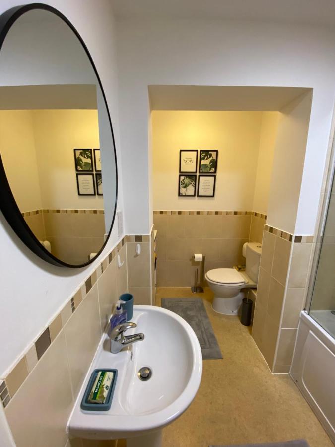 1 Bedroom Apartment In The Heart Of บอร์นมัธ ภายนอก รูปภาพ